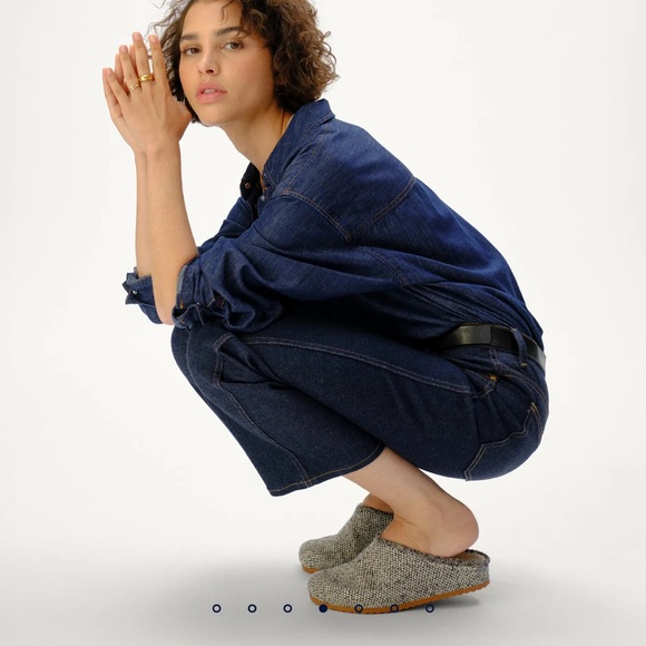 SOLD!!!!! Rothy's The Cozy Clog Black and White Vegan Women's Slippers - Picture 3 of 10